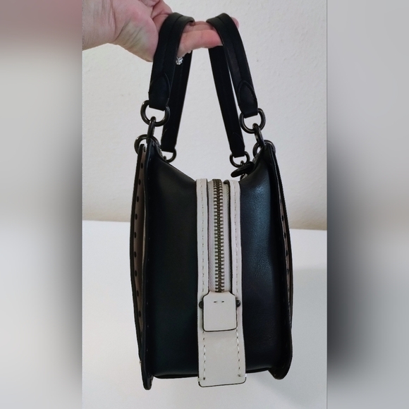 Coach Dreamer 29 With Tea Rose Applique And Rivets - Picture 9 of 13